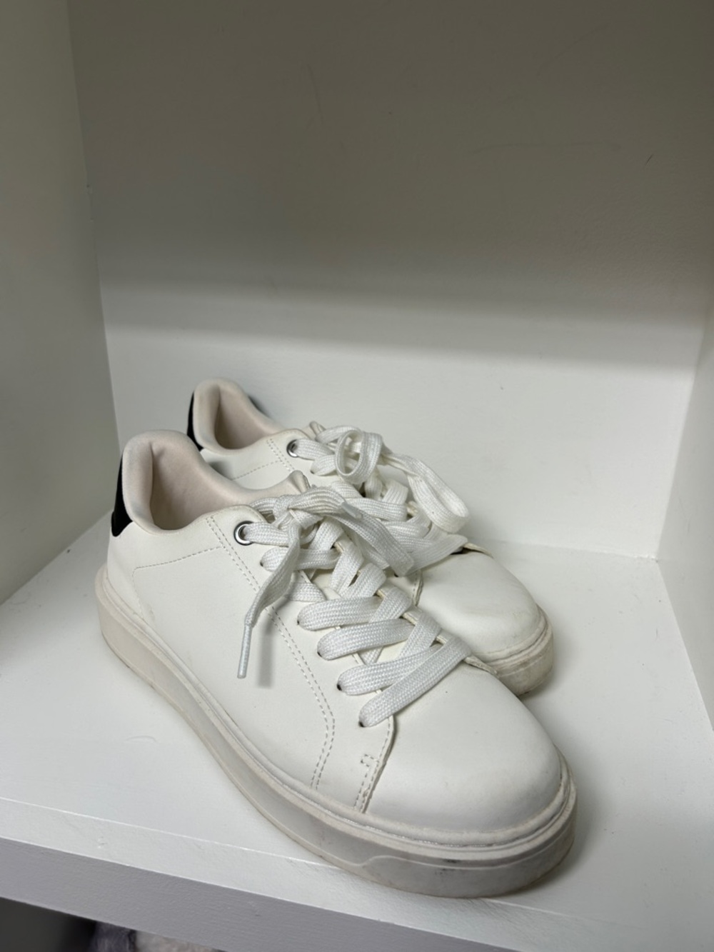 a new day White Sneakers with Black Heel Tab